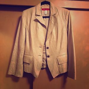 100% Leather - Anne Klein - LP